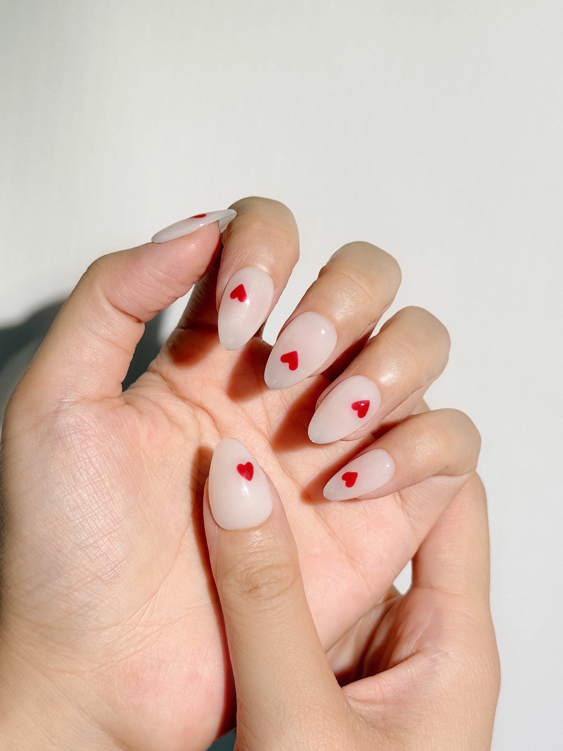Love Pop Press-On Nägel – Rote Herz Akzent Nails