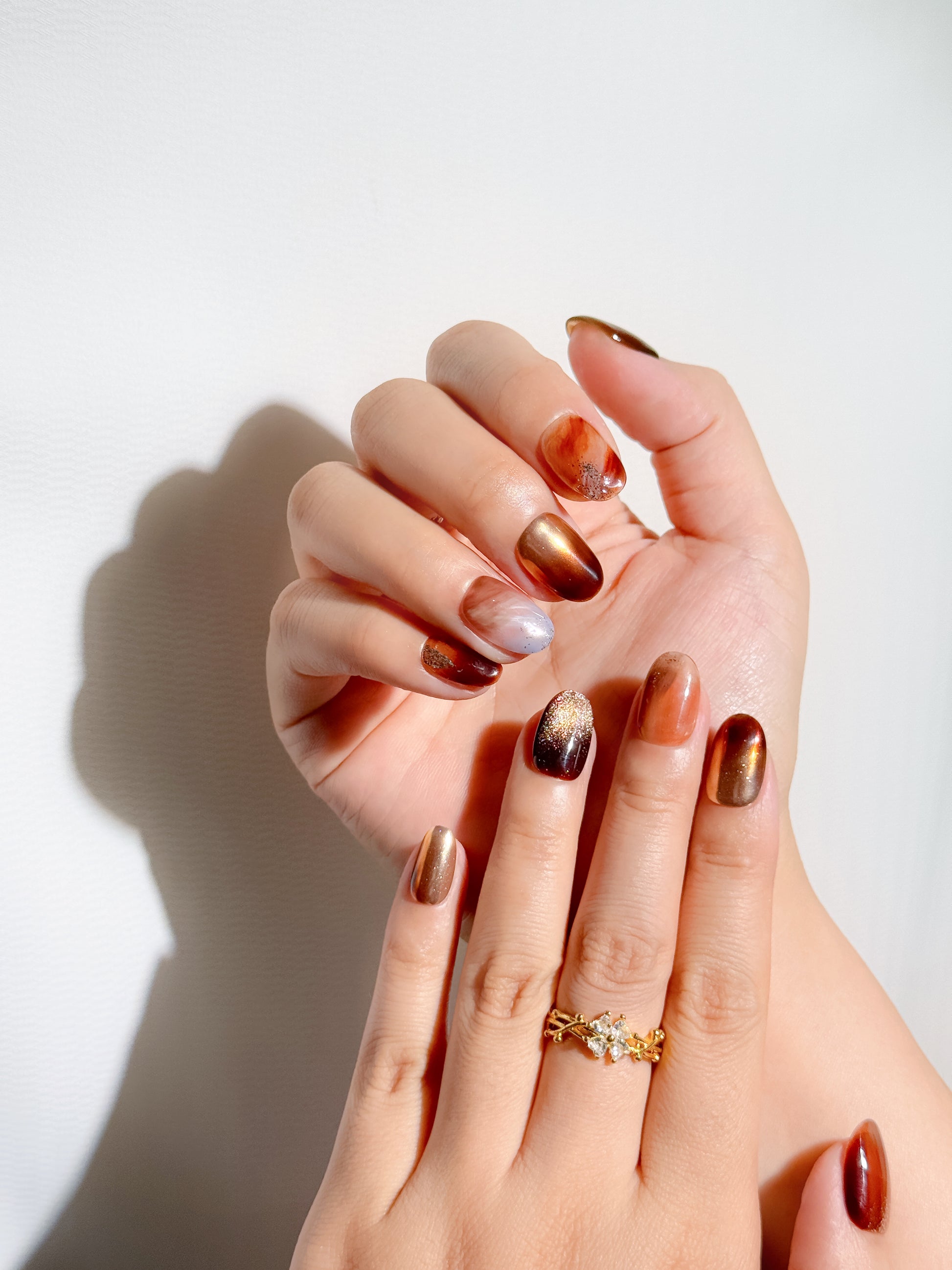 Mocha Melt Press-On Nägel – Gradient Glow Design