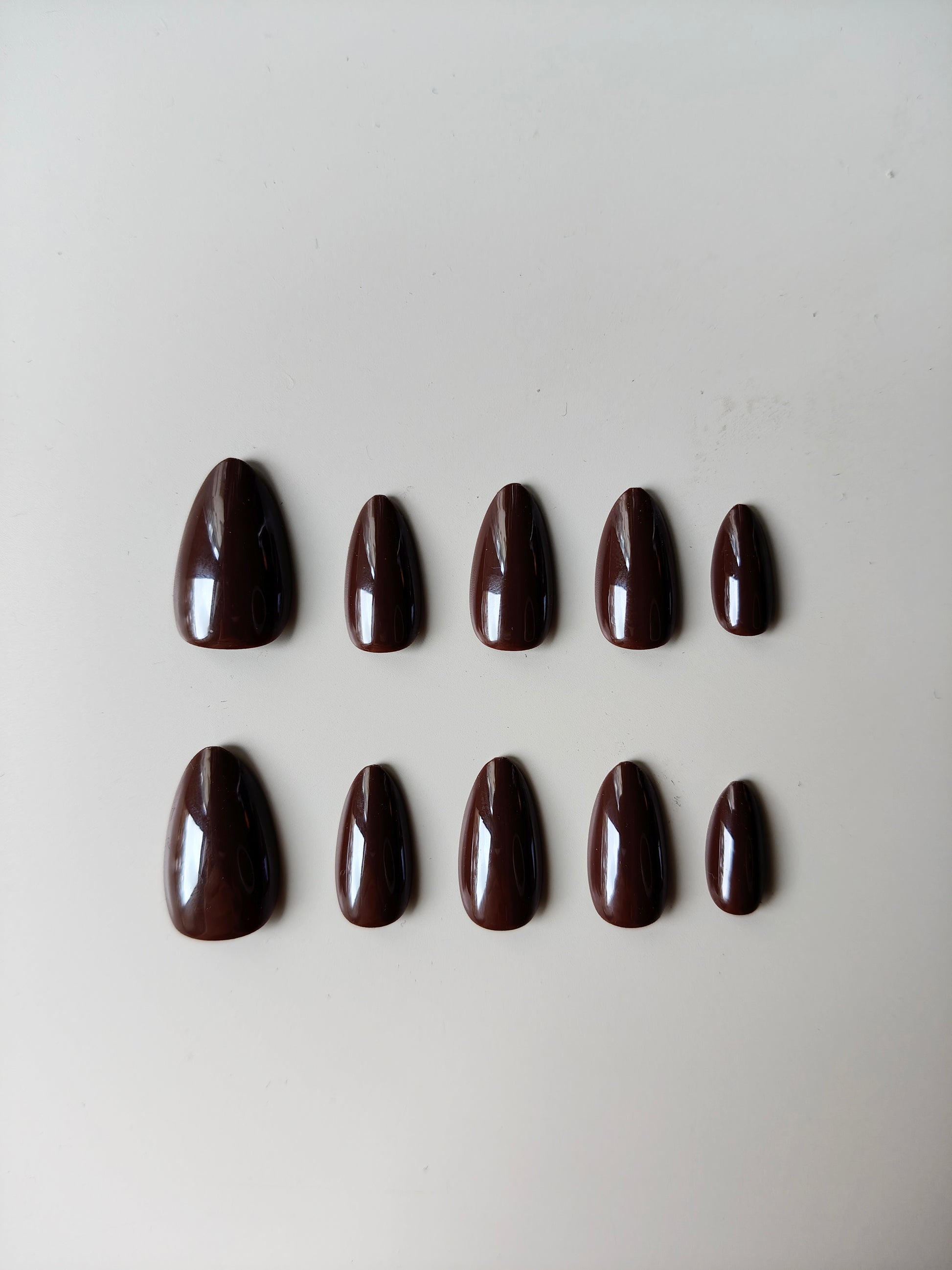 Classic Cocoa Almond Press-On Nails – Justmee Reusable Nails