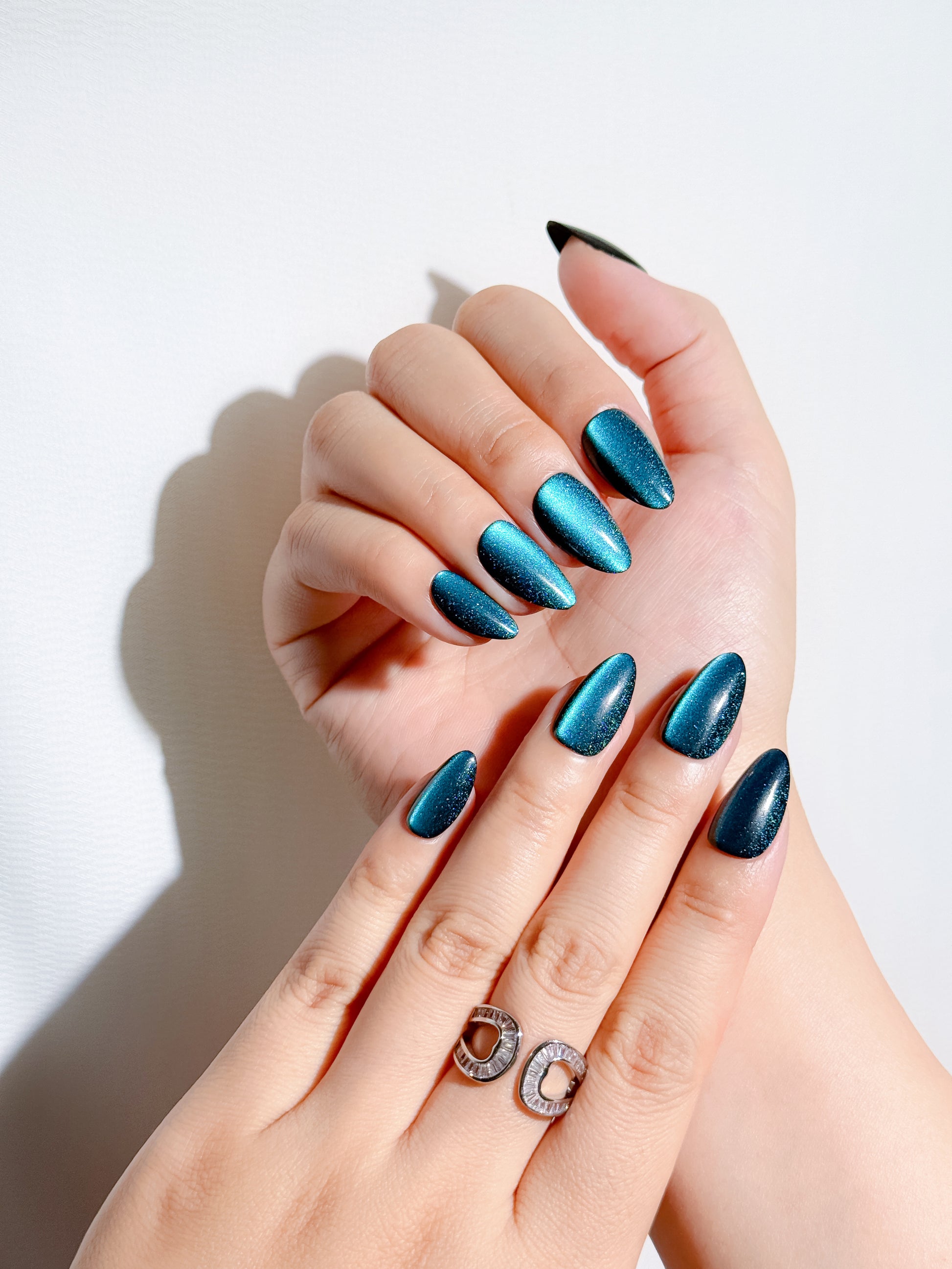 Galaxy Depth Press-On Nägel – Dunkel Teal Eleganz