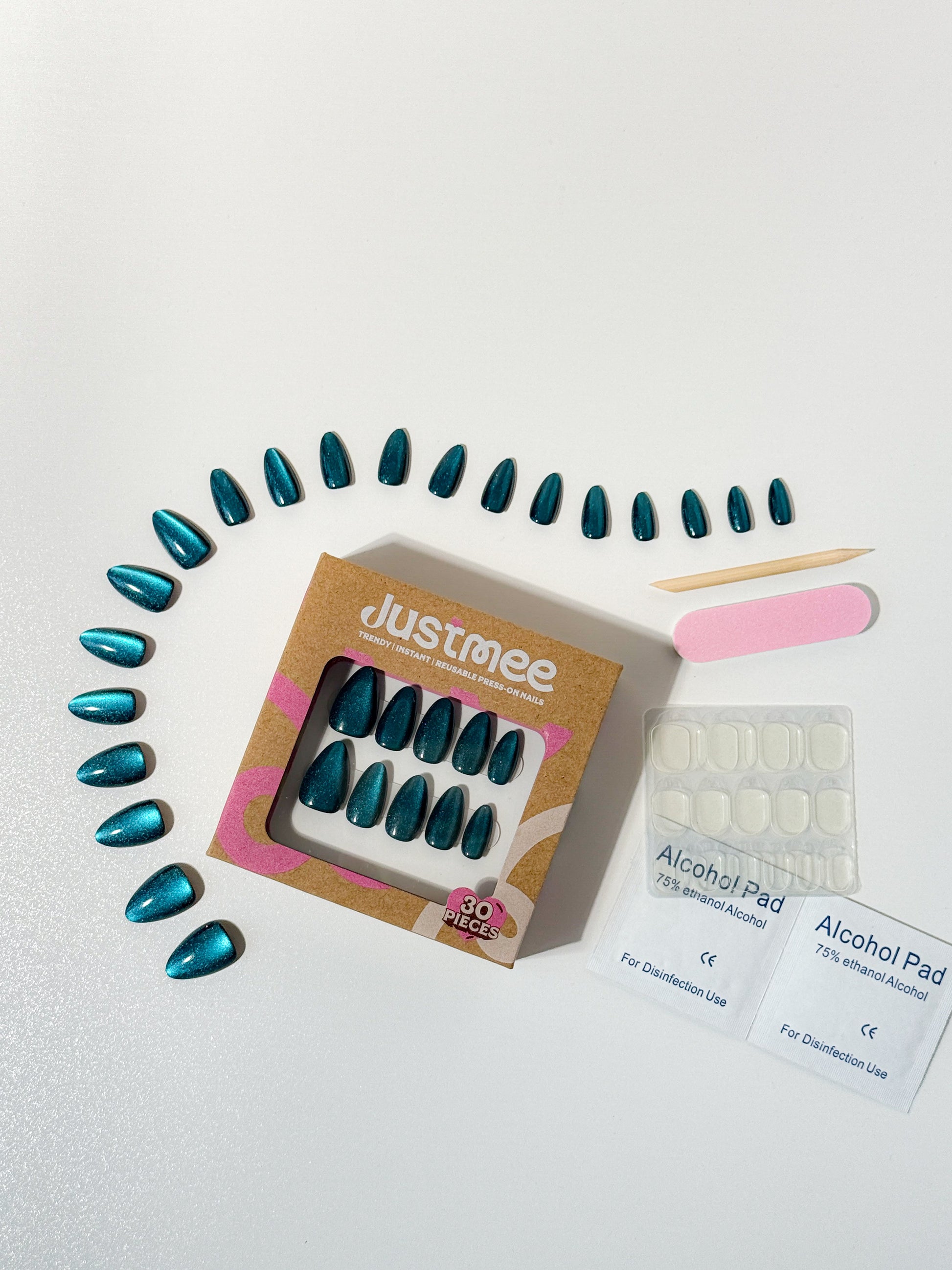 Galaxy Depth Press-On Nägel – Dunkel Teal Eleganz