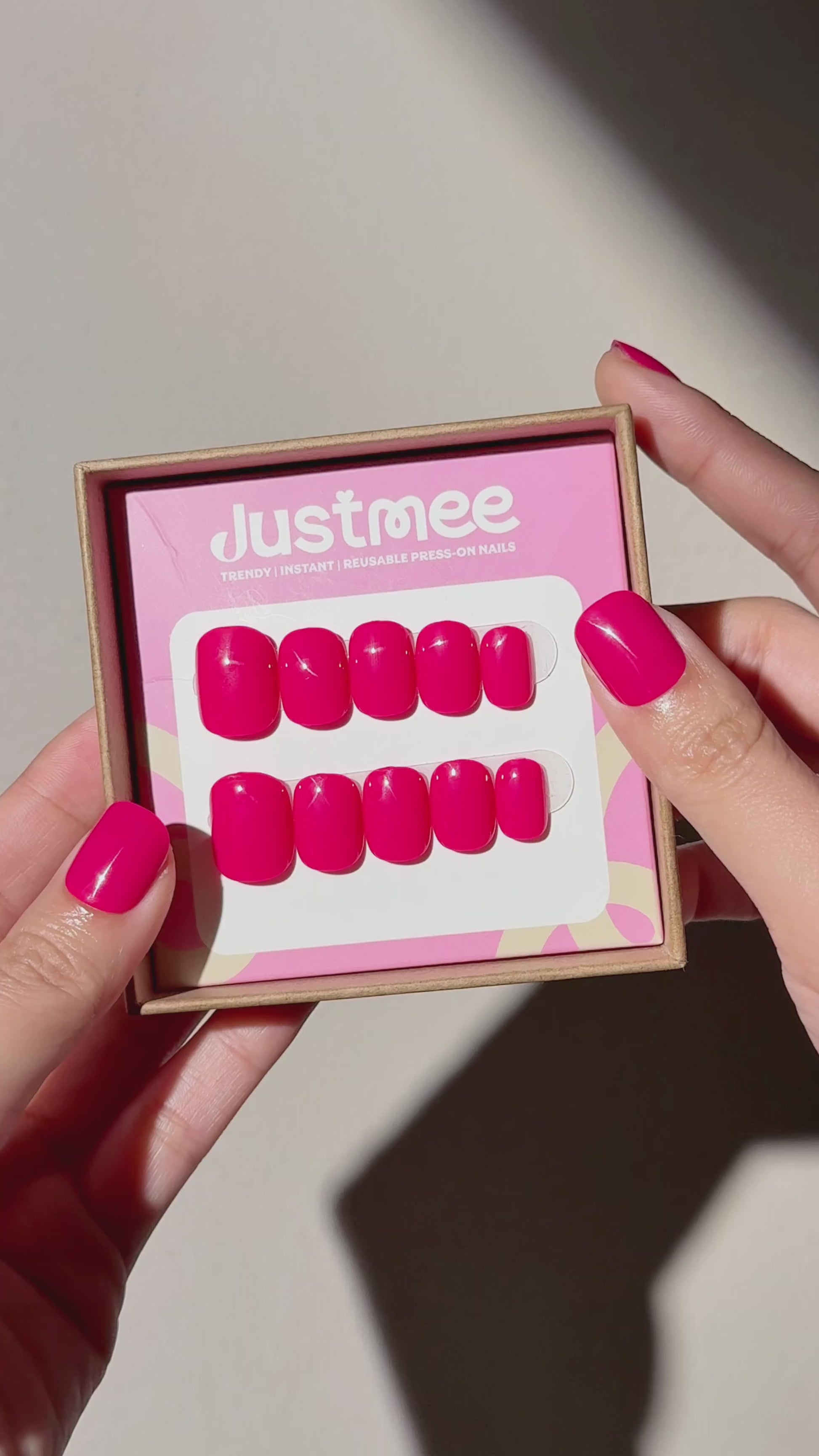 Vibrant Fuchsia - 30pcs Press-On Nails